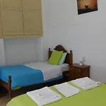 Santa Cruz Guest house