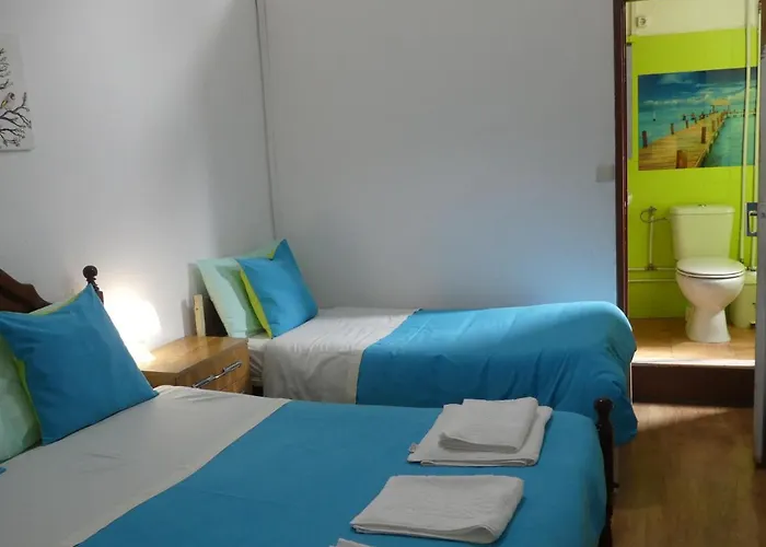 Pensão Santa Cruz 2* Coimbra