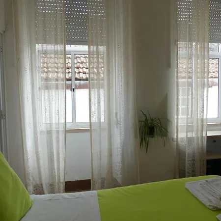 Pensao Santa Cruz קוימברה