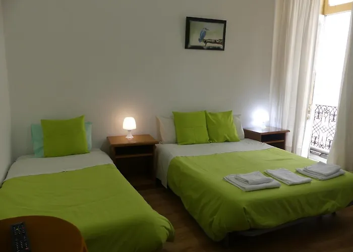 Pensao Santa Cruz 2*